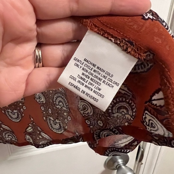 2 for $10 | Women's Printed Pintucked Peasant Sheer Flowy Top Size Small - Picture 6 of 7